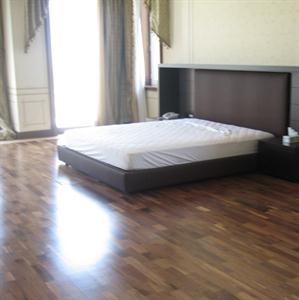 Wooden flooring for bedroom