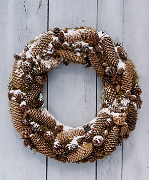 traditional christmas wreaths