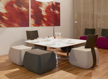 Low height dining shop table